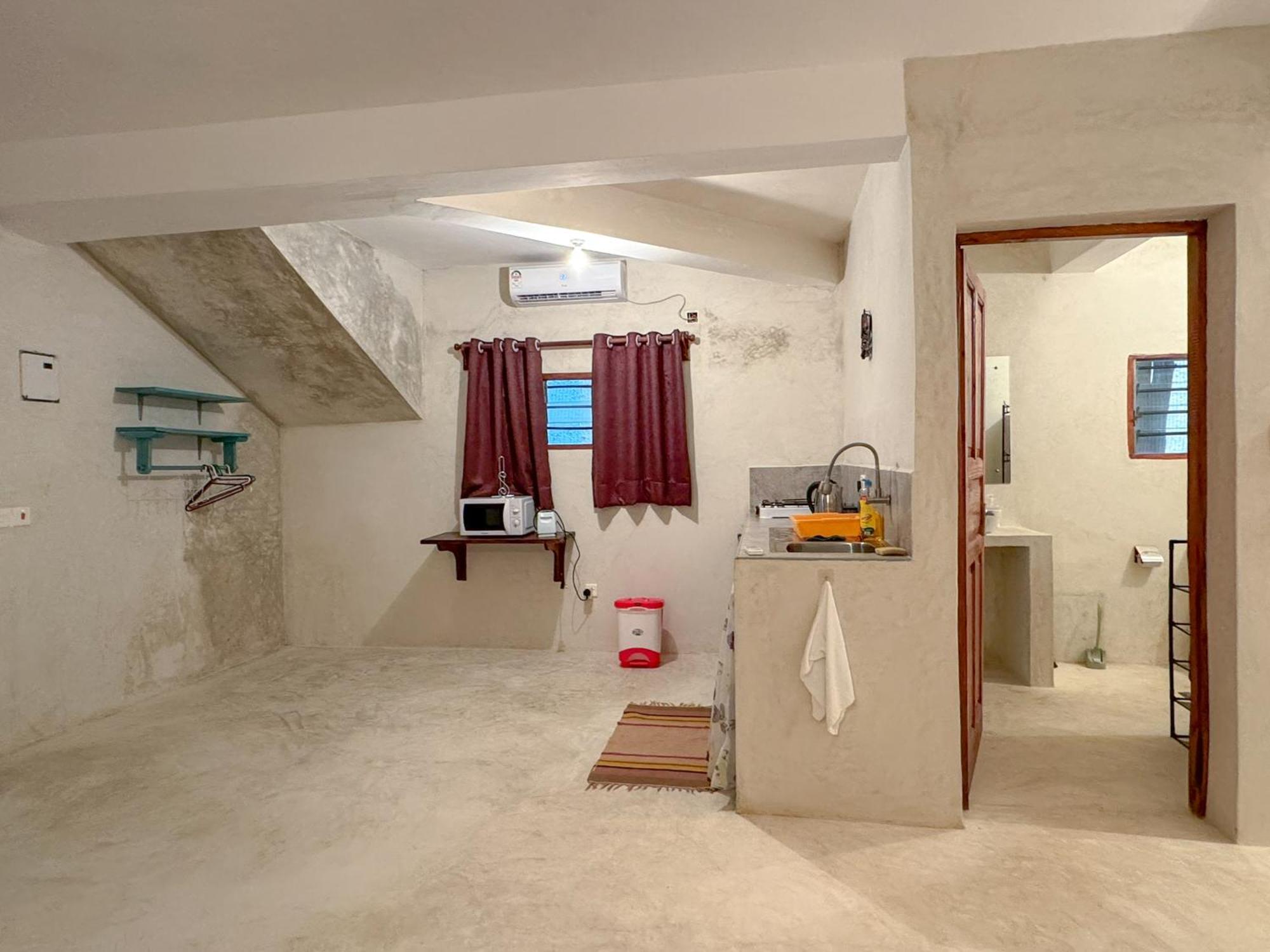 Kaleb'S Beachfront Serviced Studio Apartments Malindi Exterior foto