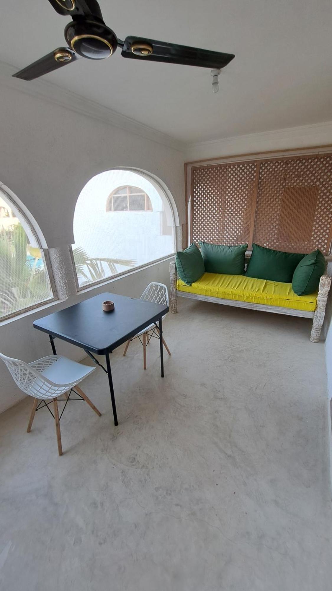 Kaleb'S Beachfront Serviced Studio Apartments Malindi Exterior foto